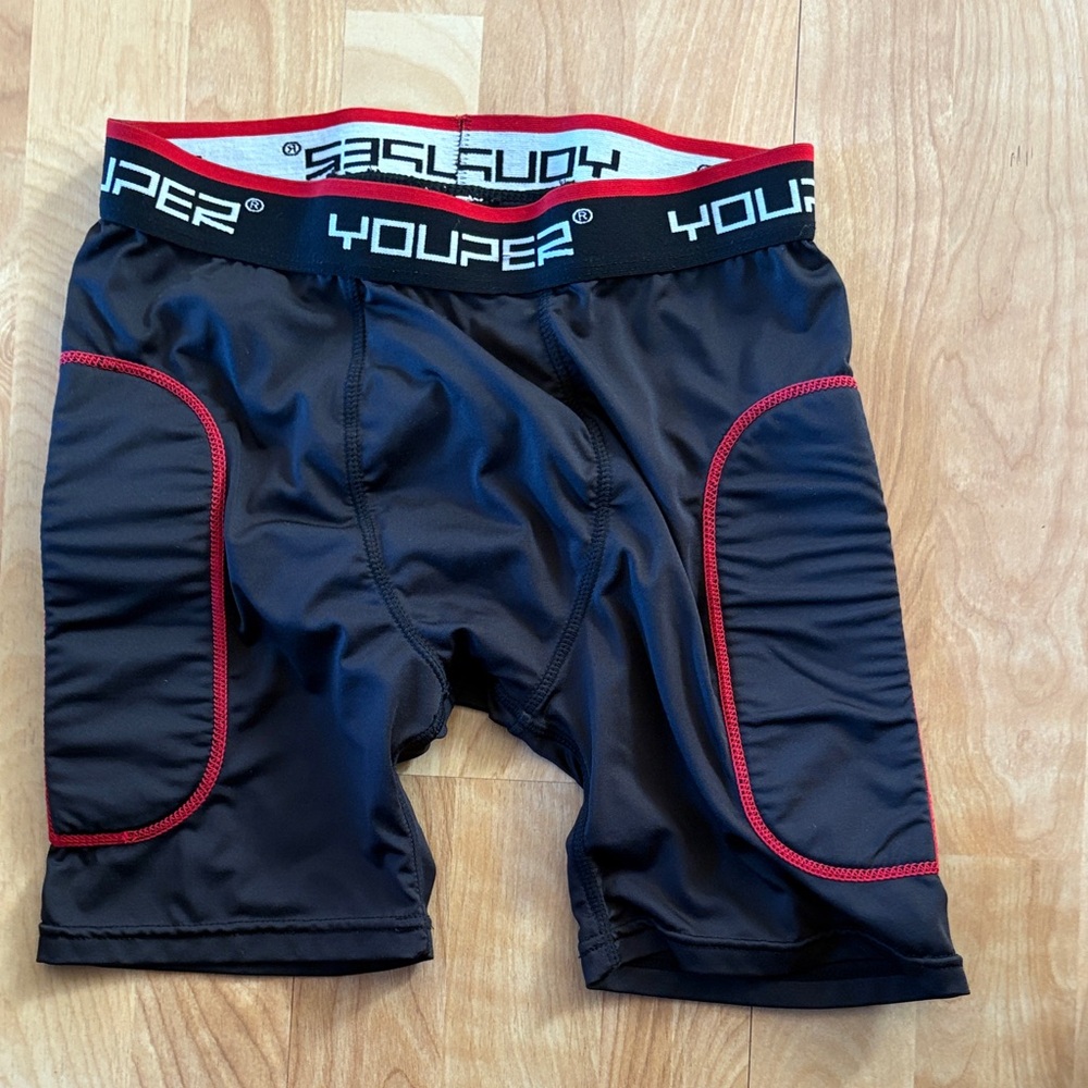 Youper Boys sliding shorts Meduim